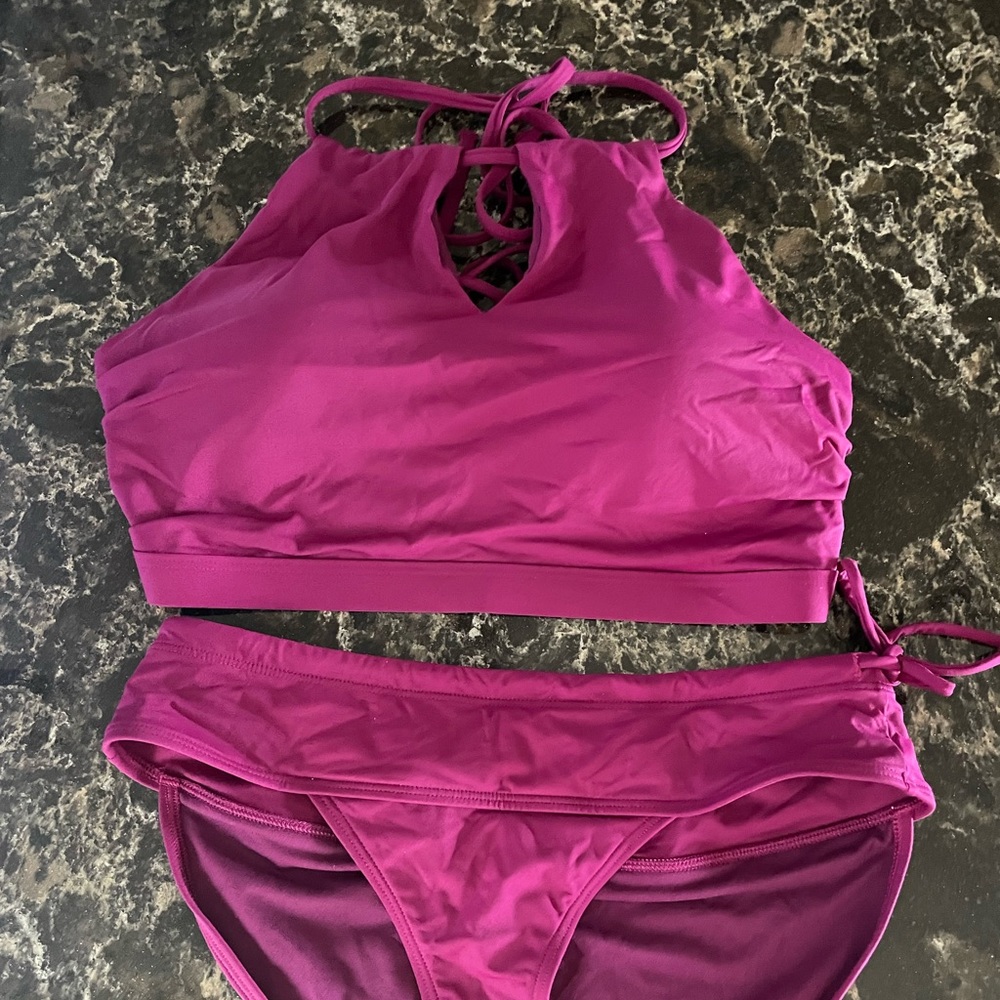 Athleta Highneck Keyhole Bikini